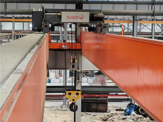 Europese brugkranen zijn uitgerust met elektrische draadtouwheffen, lage geluidsdruk en lage onderhoudskosten.